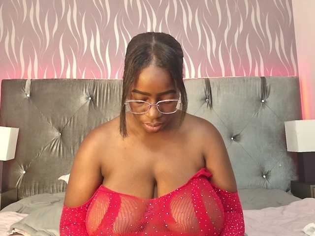 Foton KayaBrown ⭐I want to be a very playful girl today!⭐ ⭐GOAL: Squirt Time⭐ @remain