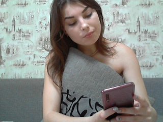Foton Anna_sweet lovense is on : ) tab about vibrations is on my profile ; ) if you love me 111 tkn : )