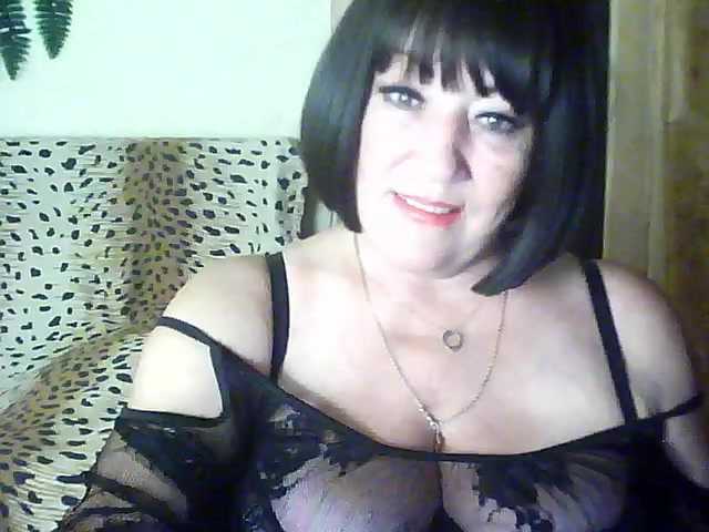 Foton dame89 All good mood) thanks a lot for tips) don't forget to put love) camera-20 tokens