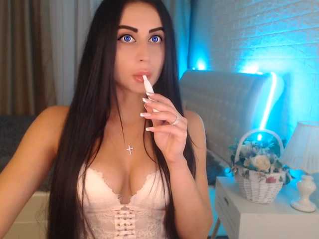 Foton RebekaMay Hello guys! Make me wet with luch and i cum for u* Lets play**