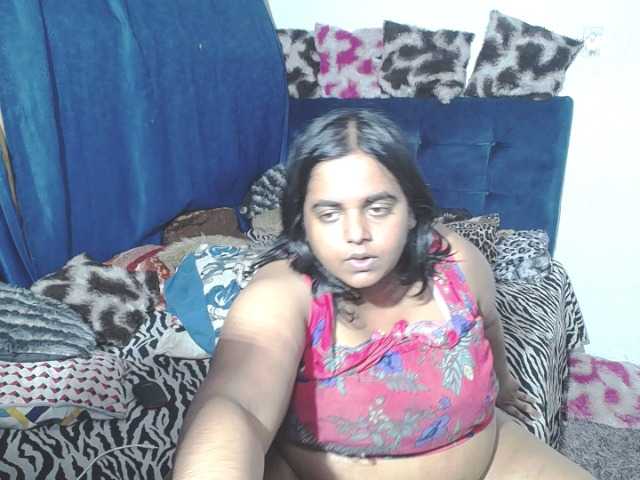 Foton SusanaEshwar hi guys motivate me with your tks to squirt now MMMMMM BIG FAT SHAVED PUSSY